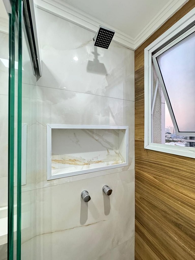 903A Luxo e conforto c/ suite e vaga de garagem