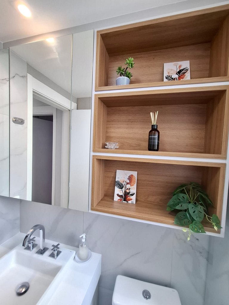 1110 B Ap Novo decorado c/ Wi-Fi e vaga de garagem