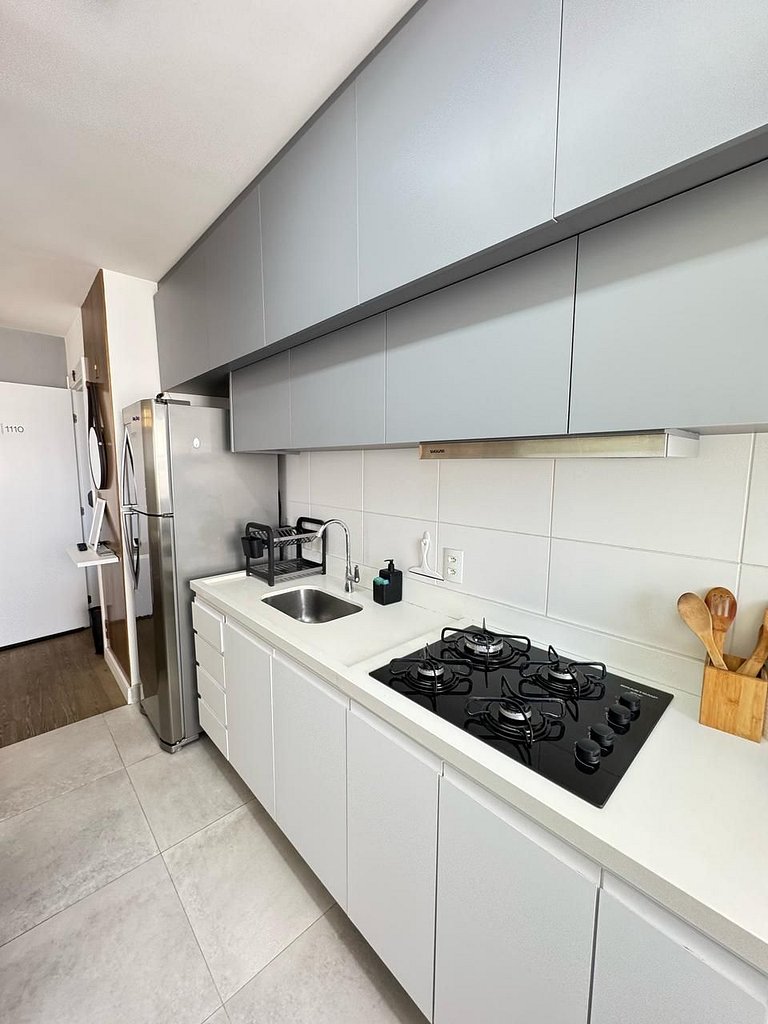 1110 B Ap Novo decorado c/ Wi-Fi e vaga de garagem