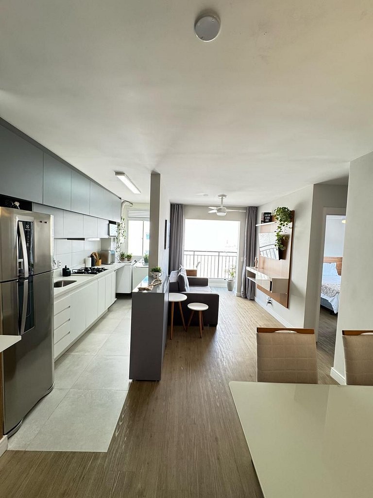 1110 B Ap Novo decorado c/ Wi-Fi e vaga de garagem