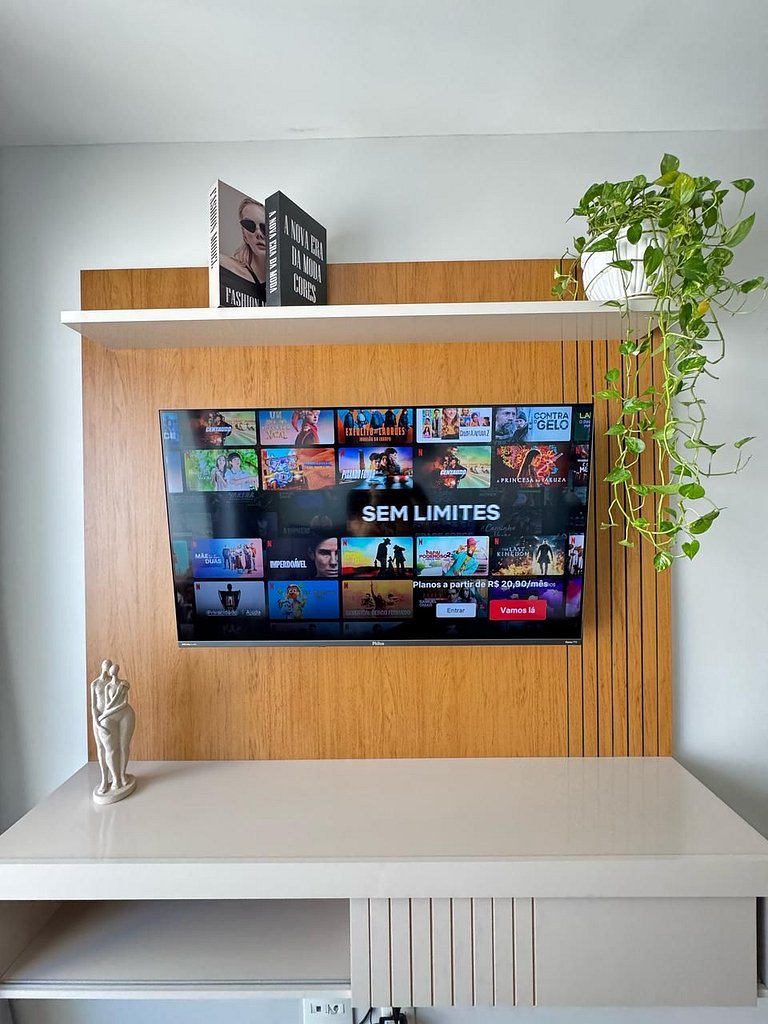 1110 B Ap Novo decorado c/ Wi-Fi e vaga de garagem