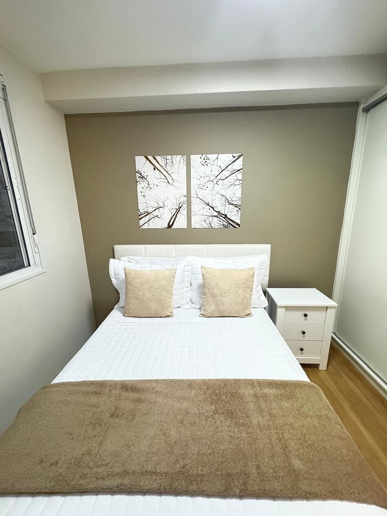 102B AP Luxuoso em SP, central, c/ garagem, Wi-Fi 600m