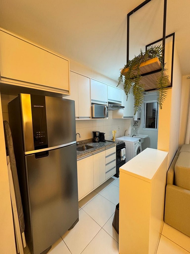 102B AP Luxuoso em SP, central, c/ garagem, Wi-Fi 600m