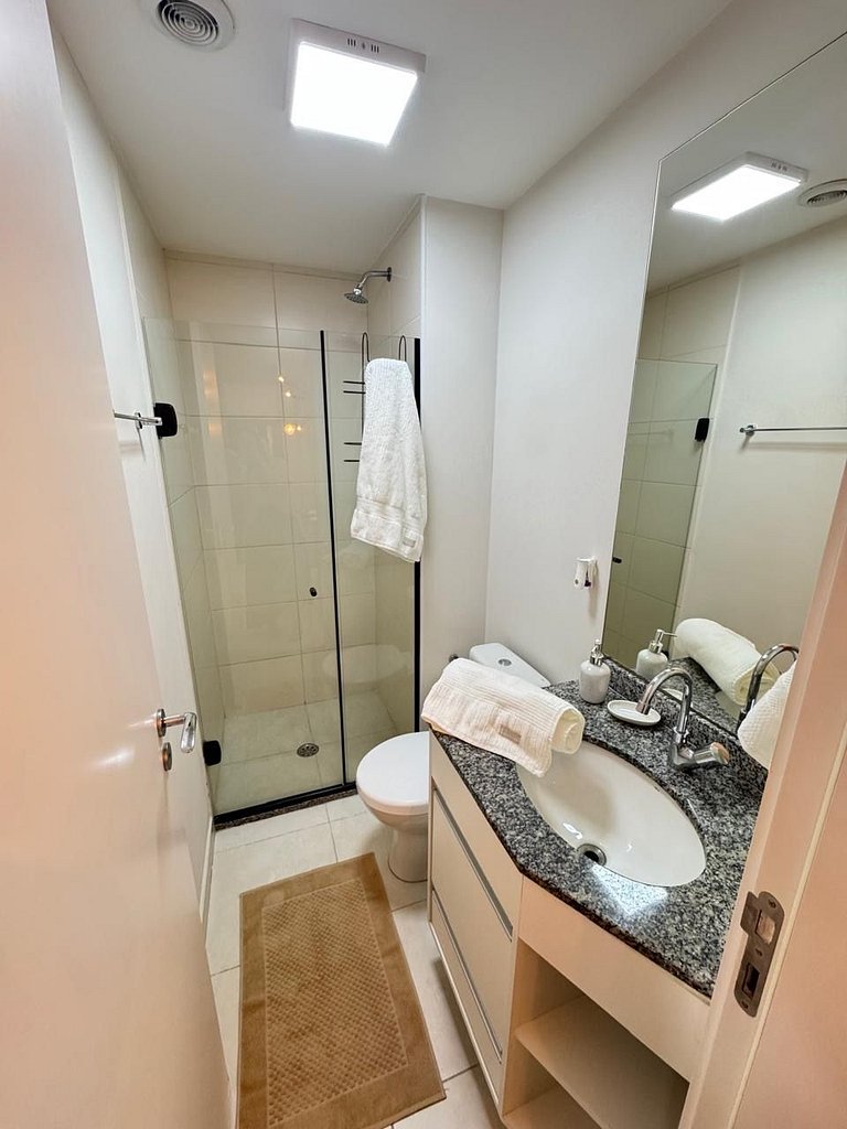 102B AP Luxuoso em SP, central, c/ garagem, Wi-Fi 600m