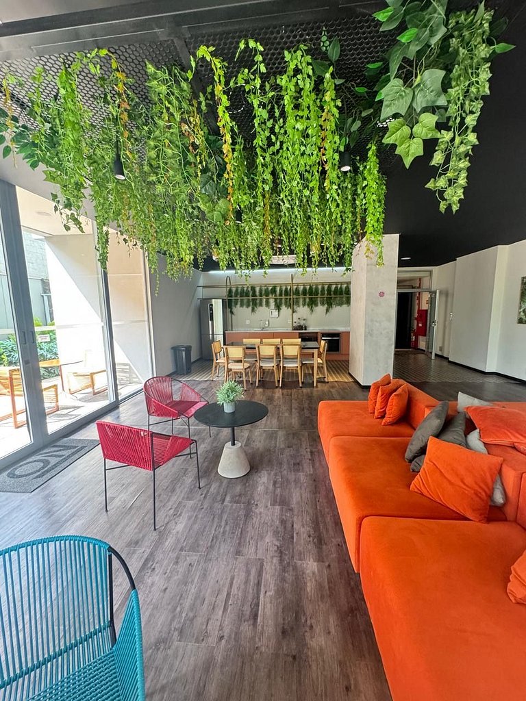 218 Ap Moema | Próx metrô e Ibira! A/C, Wifi, academia