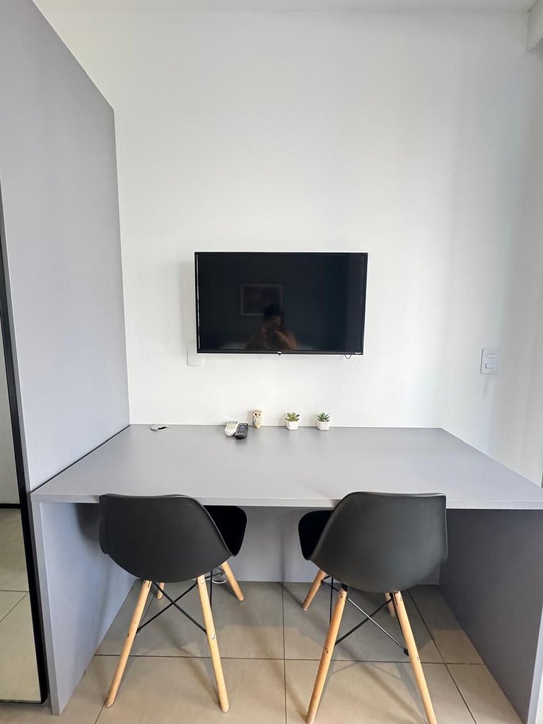 218 Ap Moema | Próx metrô e Ibira! A/C, Wifi, academia