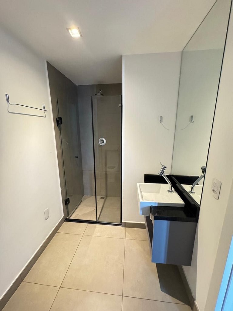 218 Ap Moema | Próx metrô e Ibira! A/C, Wifi, academia