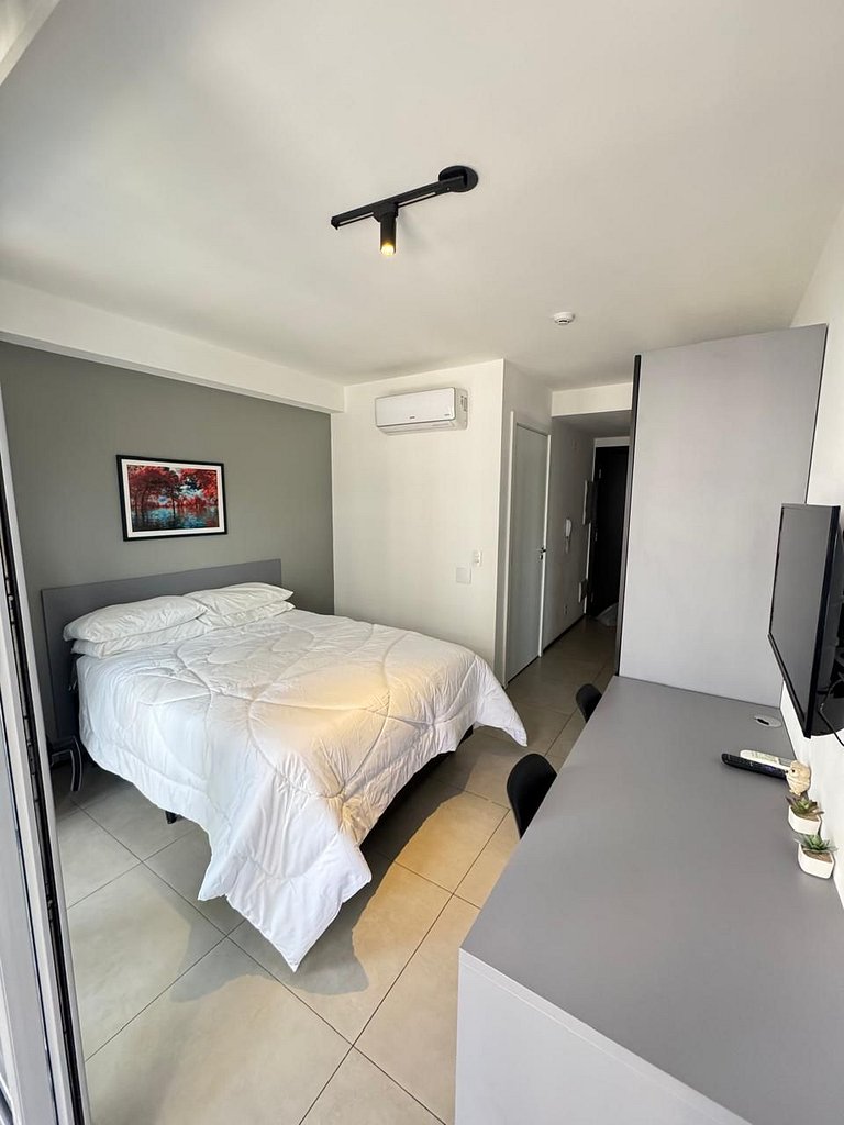 218 Ap Moema | Próx metrô e Ibira! A/C, Wifi, academia