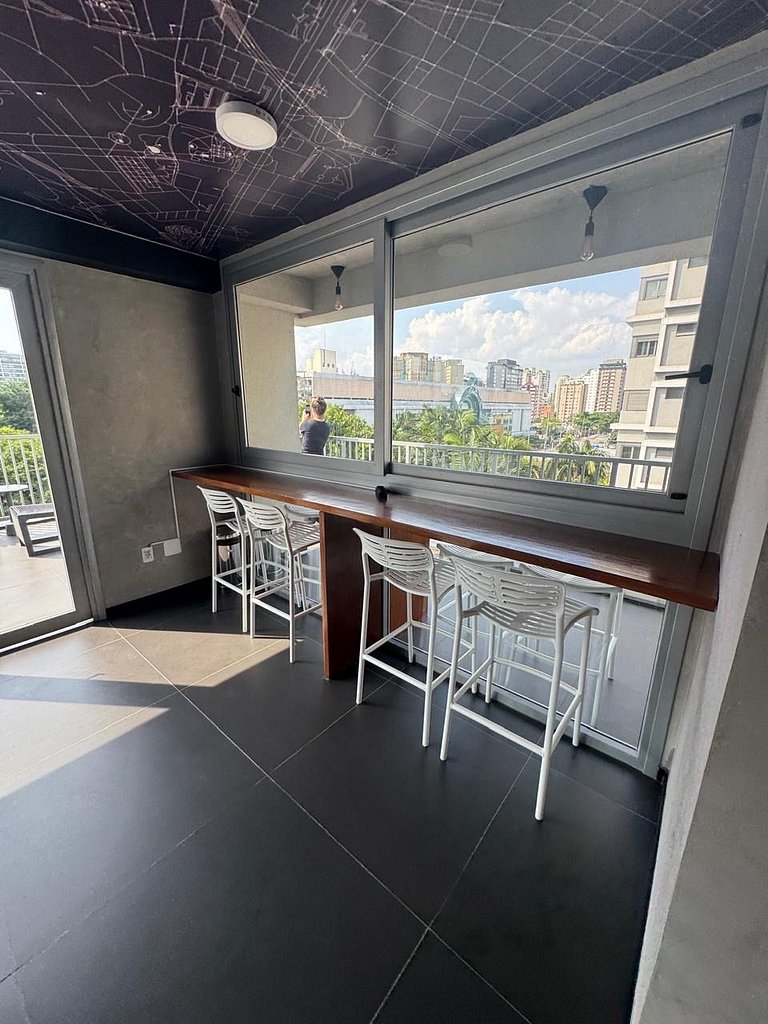 218 Ap Moema | Próx metrô e Ibira! A/C, Wifi, academia