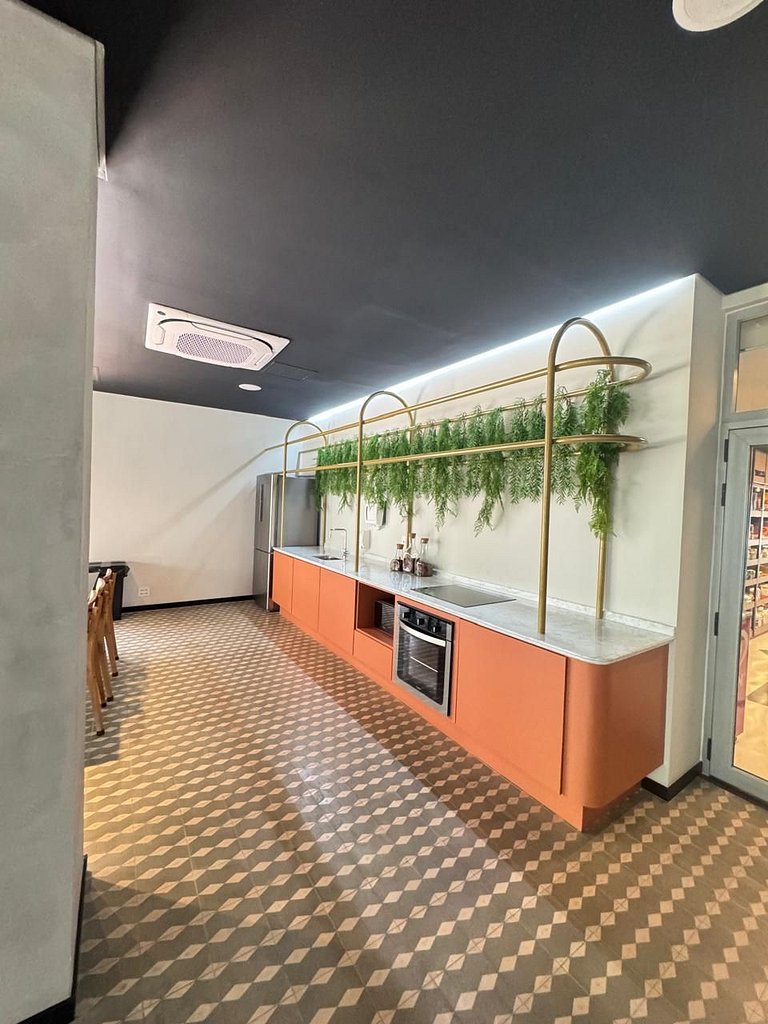 218 Ap Moema | Próx metrô e Ibira! A/C, Wifi, academia