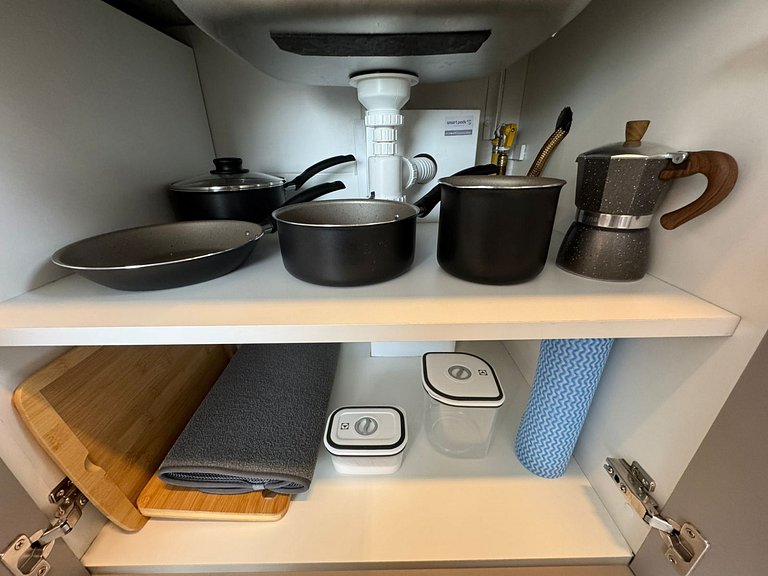 1512 Ap Pinheiros | Próximo ao metro c/ Wi-Fi, A/C