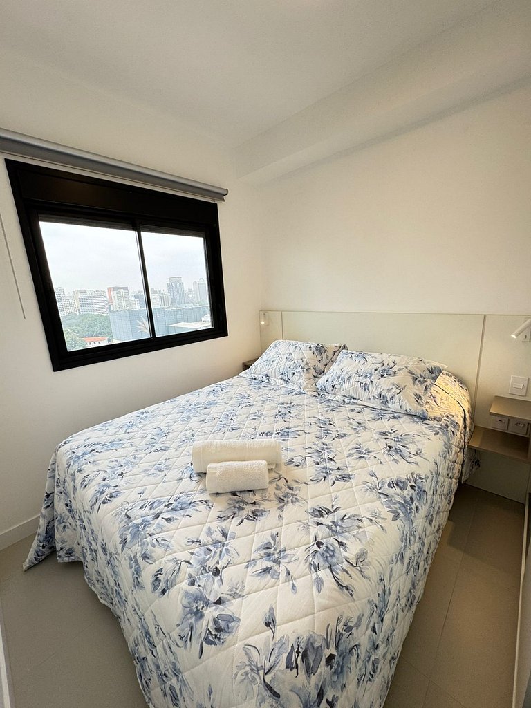 1512 Ap Pinheiros | Próximo ao metro c/ Wi-Fi, A/C