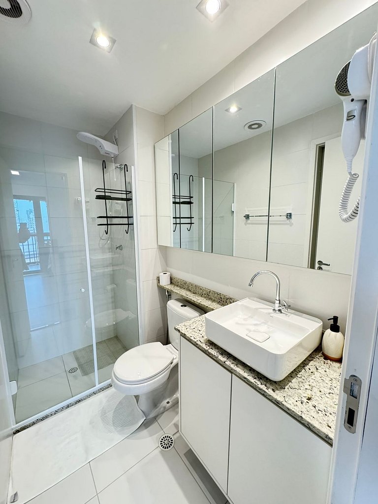 1512 Ap Pinheiros | Próximo ao metro c/ Wi-Fi, A/C