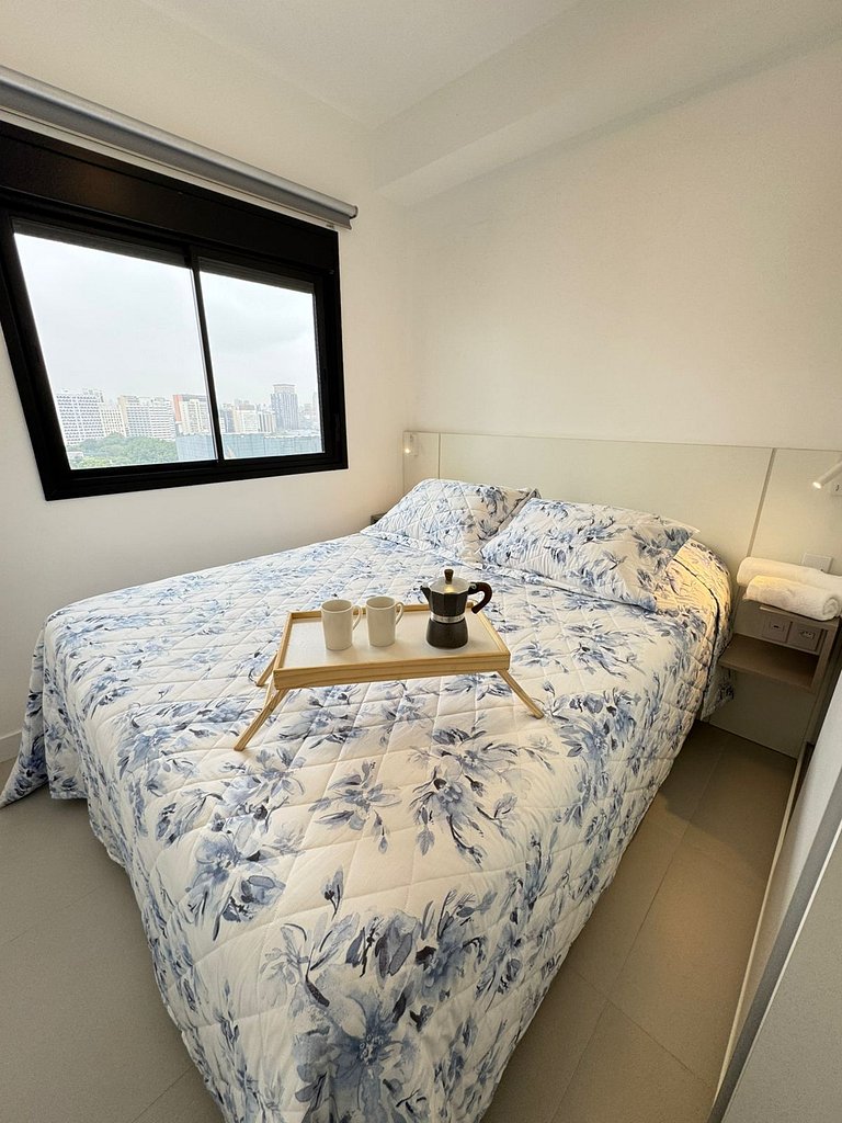 1512 Ap Pinheiros | Próximo ao metro c/ Wi-Fi, A/C