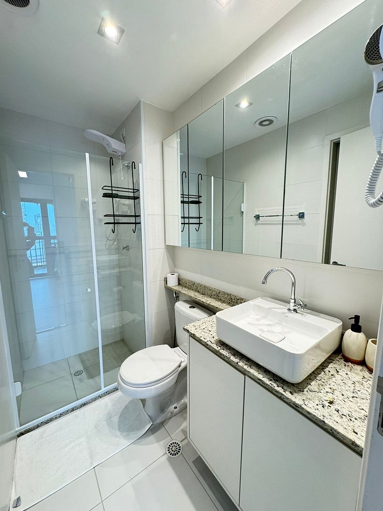 1512 Ap Pinheiros | Próximo ao metro c/ Wi-Fi, A/C