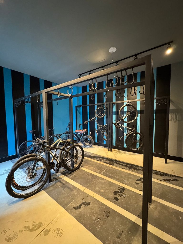 1512 Ap Pinheiros | Próximo ao metro c/ Wi-Fi, A/C