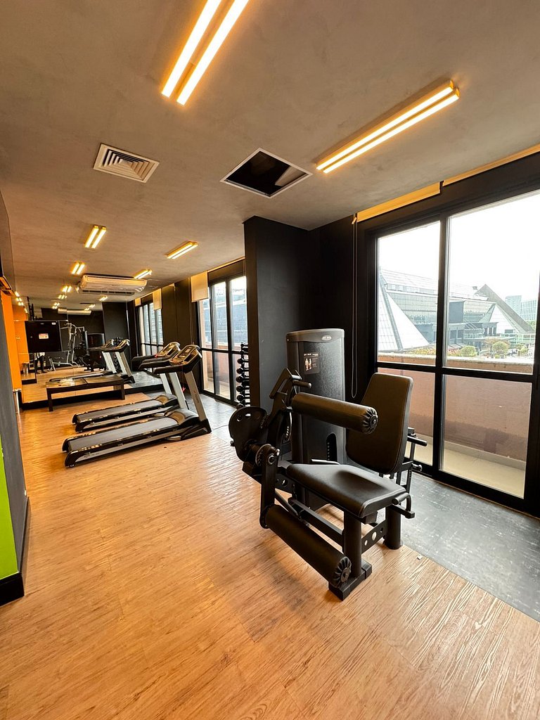 1512 Ap Pinheiros | Próximo ao metro c/ Wi-Fi, A/C