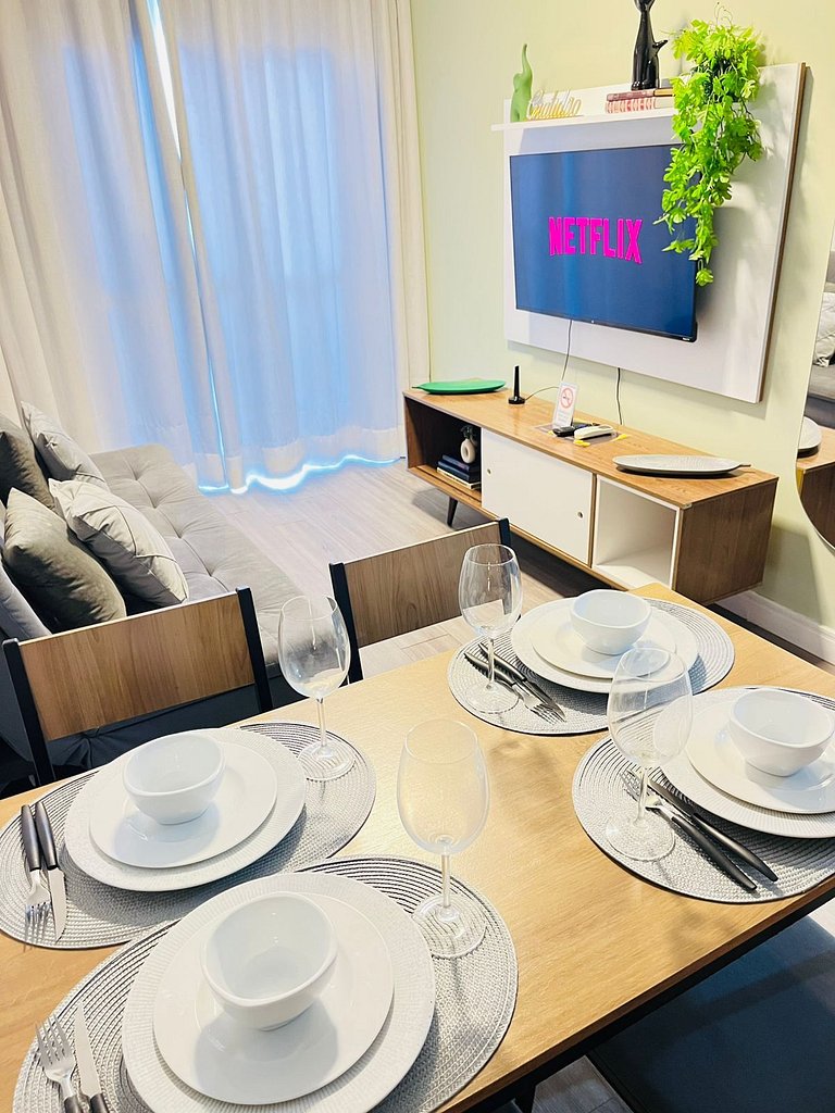 106 Ap completo em Pinheiros com Academia e AC