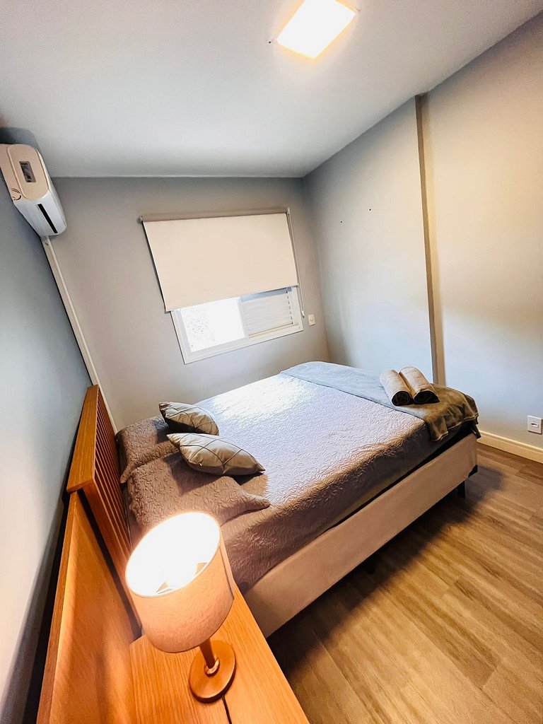 106 Ap completo em Pinheiros com Academia e AC