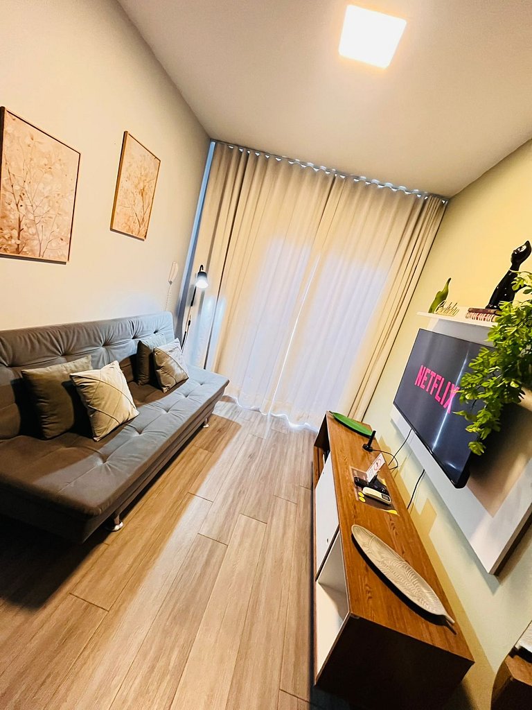 106 Ap completo em Pinheiros com Academia e AC