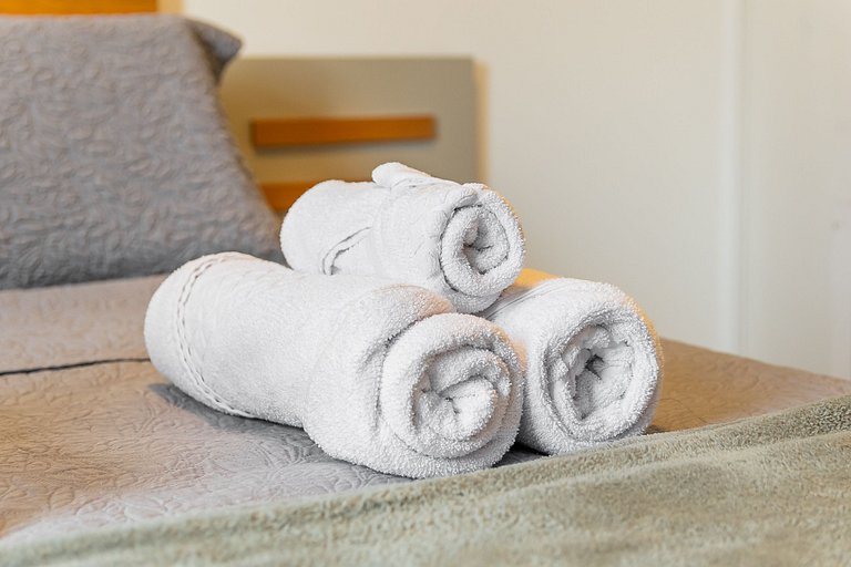 907 Ap charmoso em Pinheiros com academia e AC