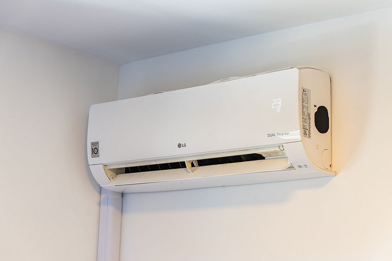 907 Ap charmoso em Pinheiros com academia e AC