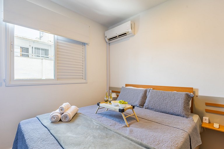 907 Ap charmoso em Pinheiros com academia e AC