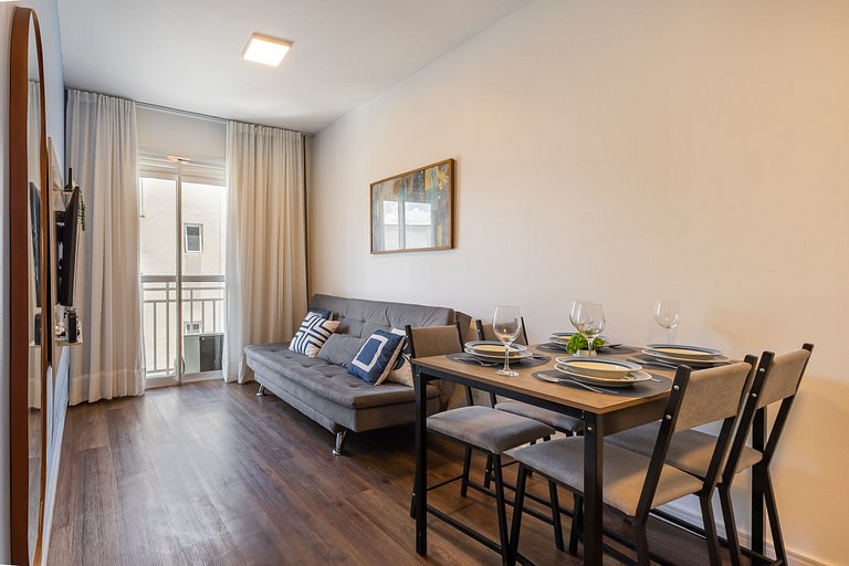 907 Ap charmoso em Pinheiros com academia e AC