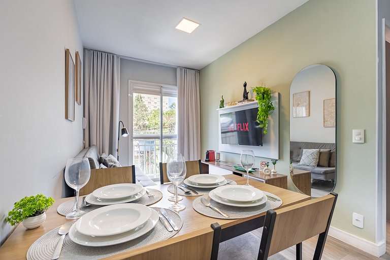 106 Ap completo em Pinheiros com Academia e AC