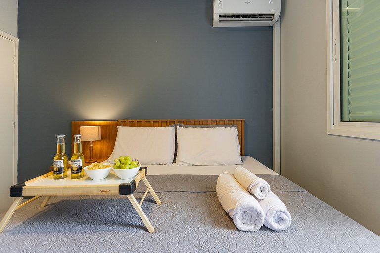 106 Ap completo em Pinheiros com Academia e AC