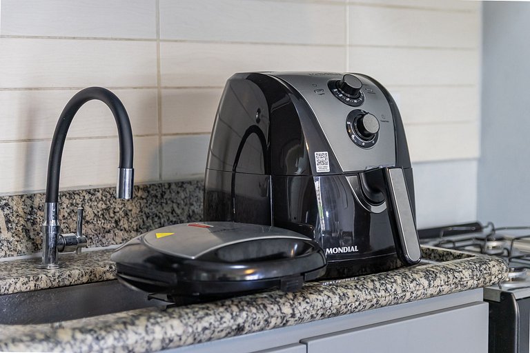 106 Ap completo em Pinheiros com Academia e AC