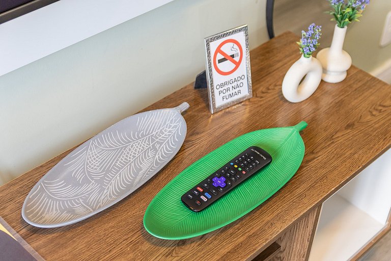 106 Ap completo em Pinheiros com Academia e AC