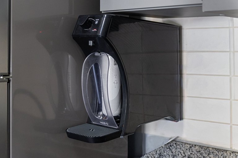 106 Ap completo em Pinheiros com Academia e AC