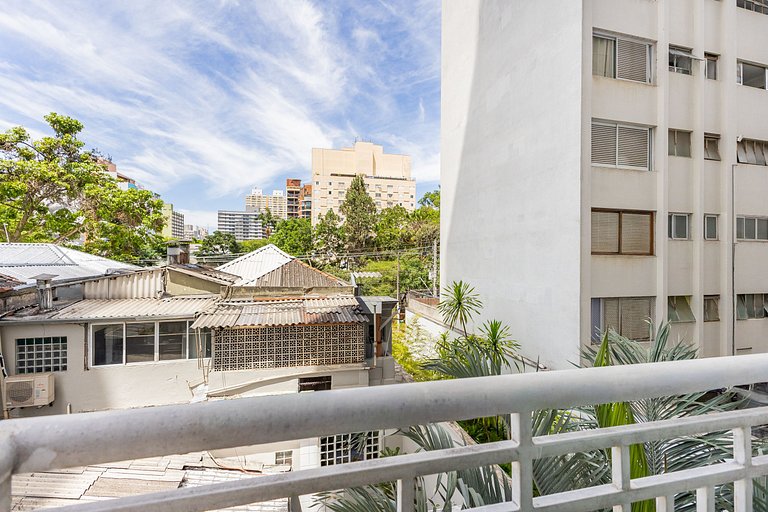 106 Ap completo em Pinheiros com Academia e AC