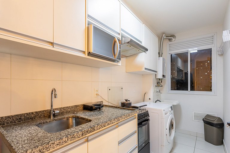 102B AP Luxuoso em SP, central, c/ garagem, Wi-Fi 600m