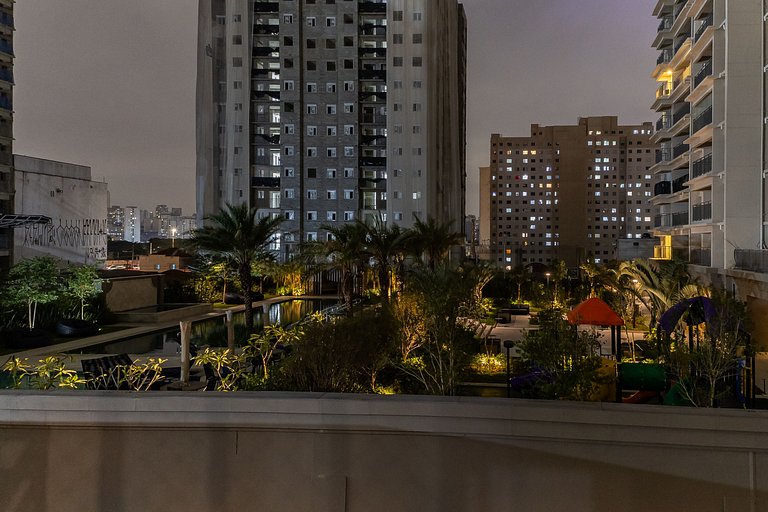 102B AP Luxuoso em SP, central, c/ garagem, Wi-Fi 600m